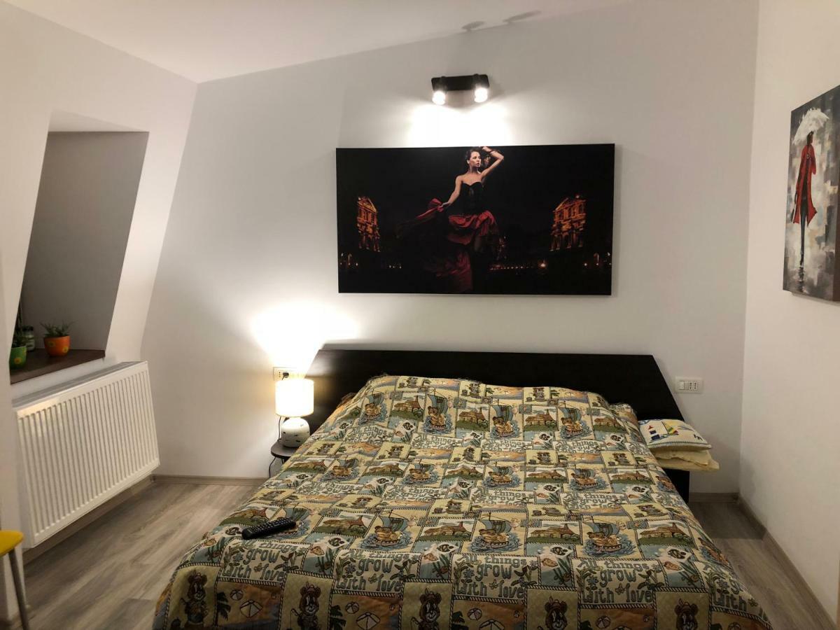Apartmán White Loft Old Town Constanţa Exteriér fotografie